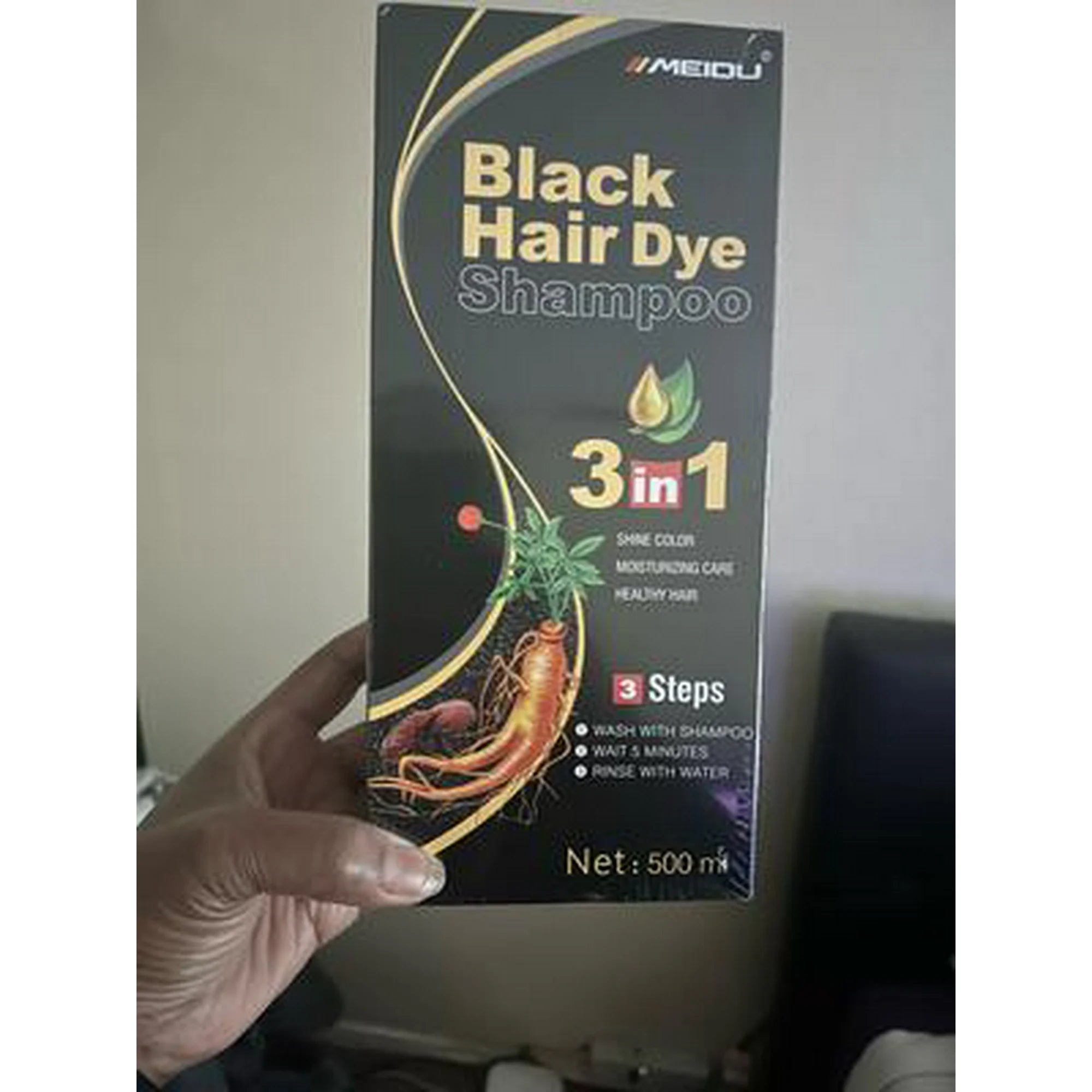 José R. – 38 años, Caracas